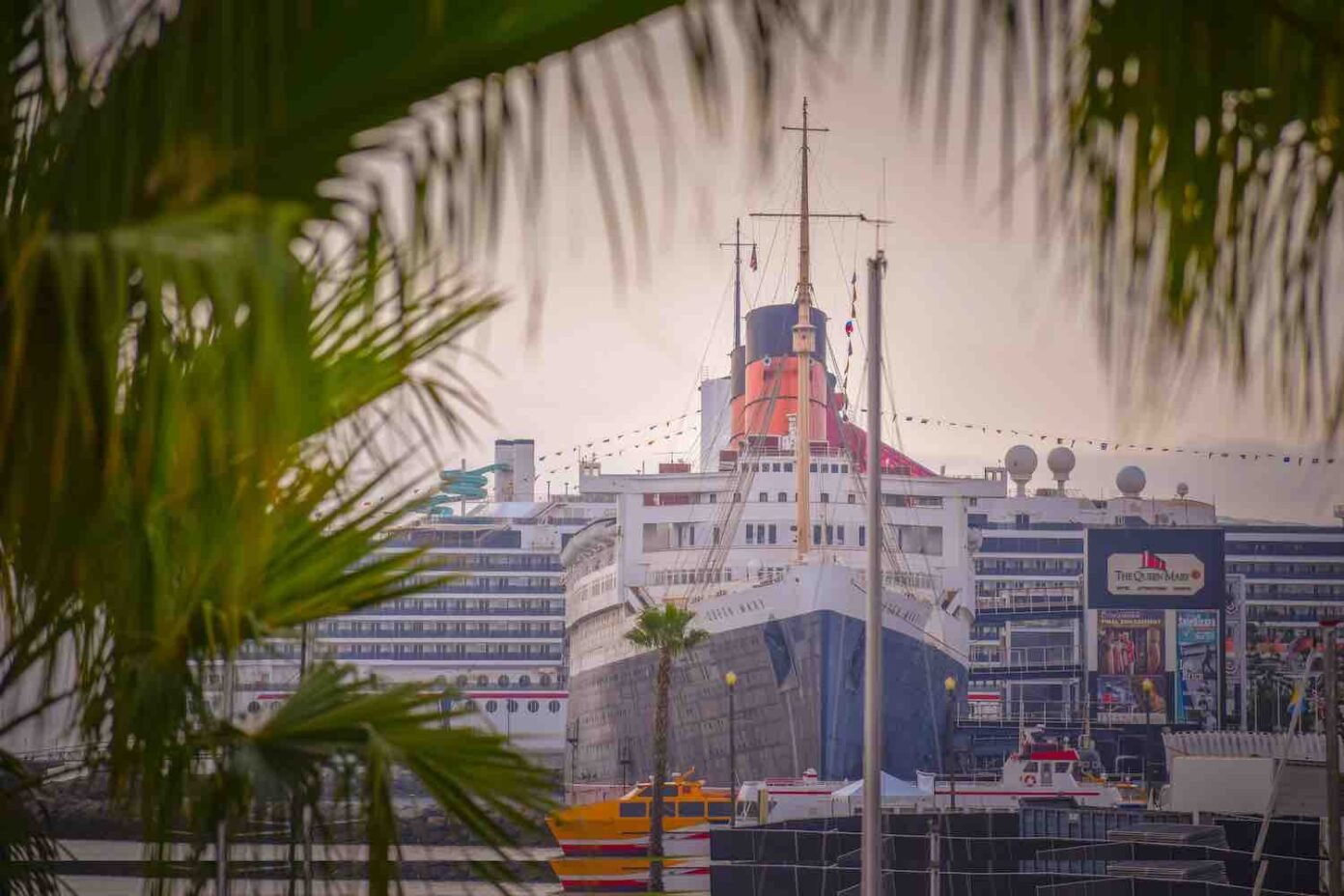 Queen Mary's beloved Observation Bar & Chelsea Chowder Bar reopen; Sir