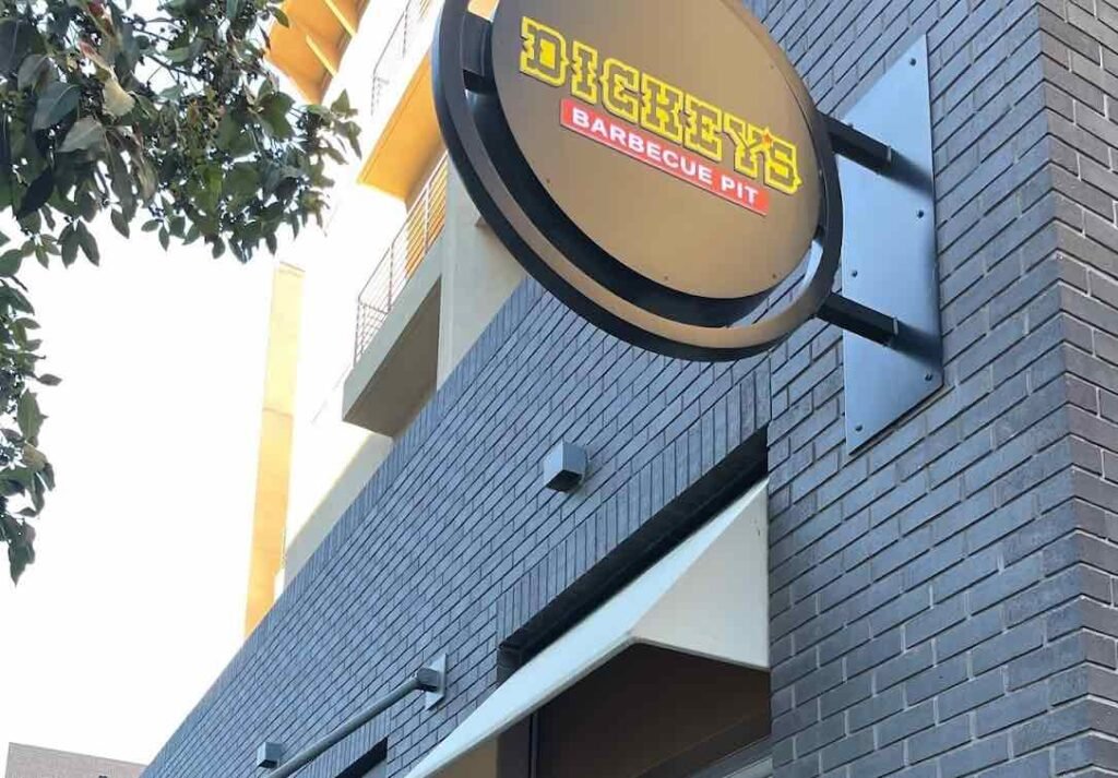 Dickey's BBQ chain in DTLB. Photo by Tyler Neilsen.