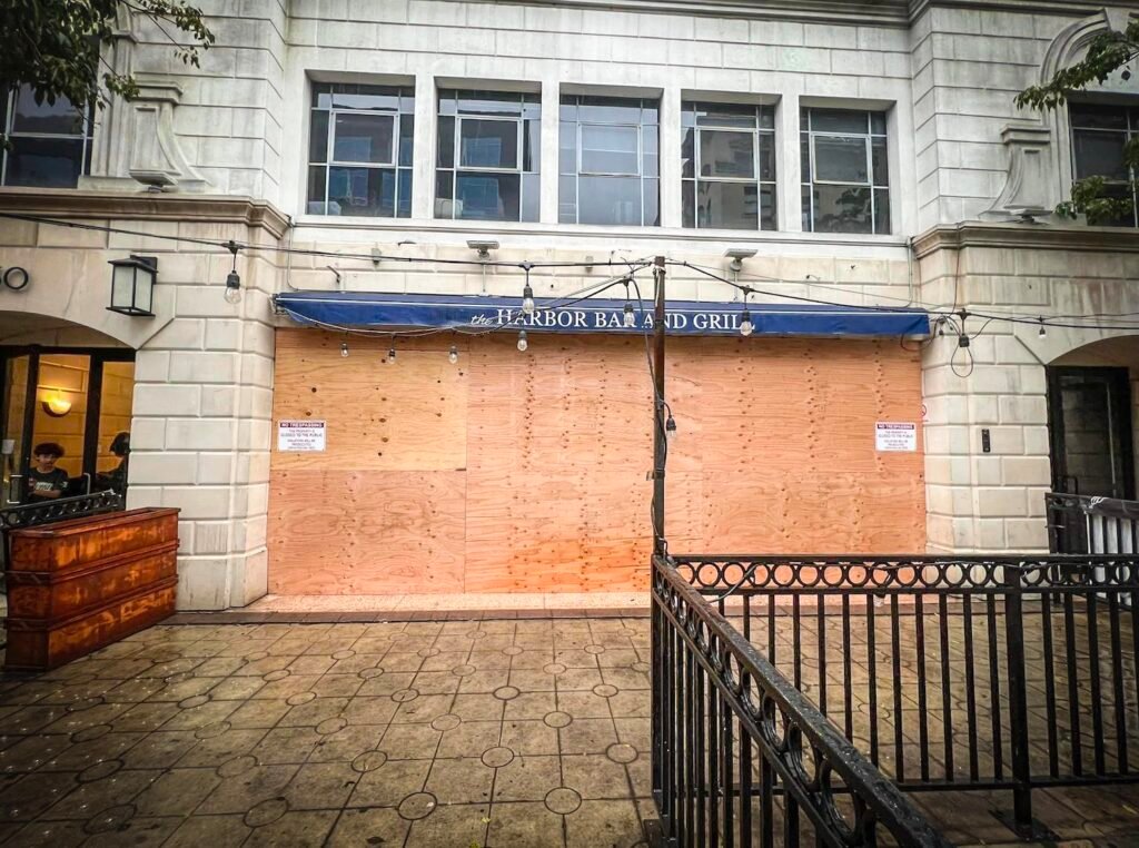 The Harbor has been boarded up in Downtown Long Beach. Photo by Steve Gillis-Moore/LBFS.