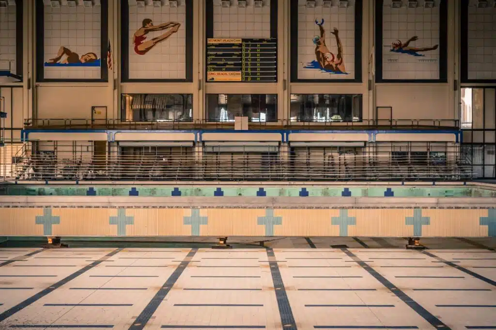 Belmont Plaza Olympic Pool