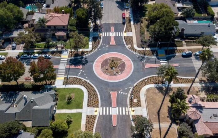 Long Beach traffic circles