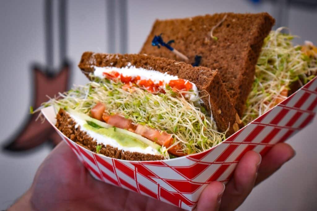 dilly's sandwiches