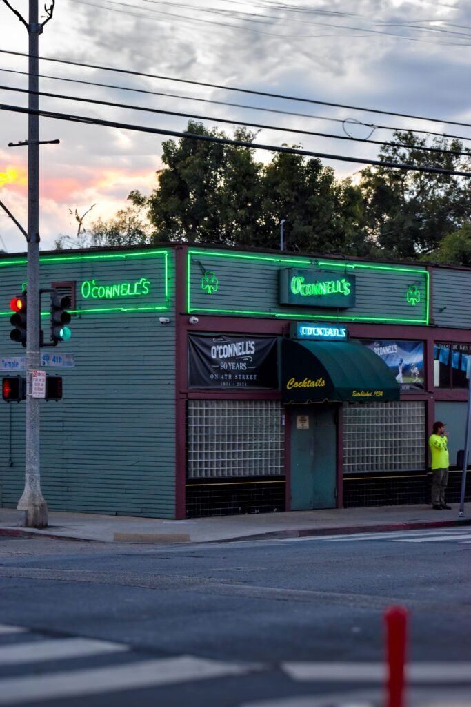 o'connell's long beach dive bars