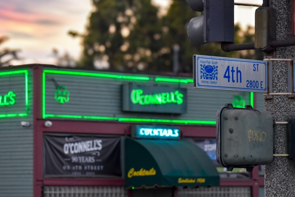 o'connell's long beach dive bars