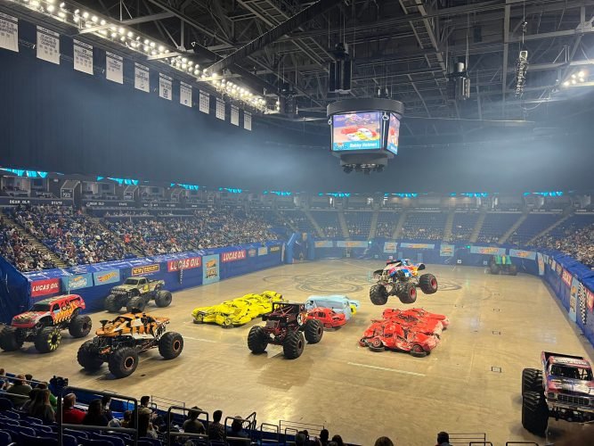 Hot Wheels Monster Trucks Live