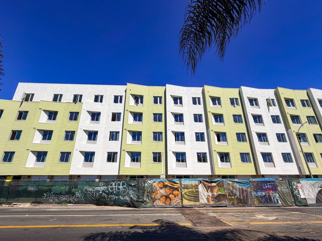 300 Alamitos Ave long beach senior housing