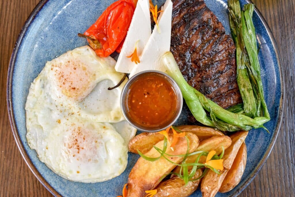 hotel maya feugo brunch