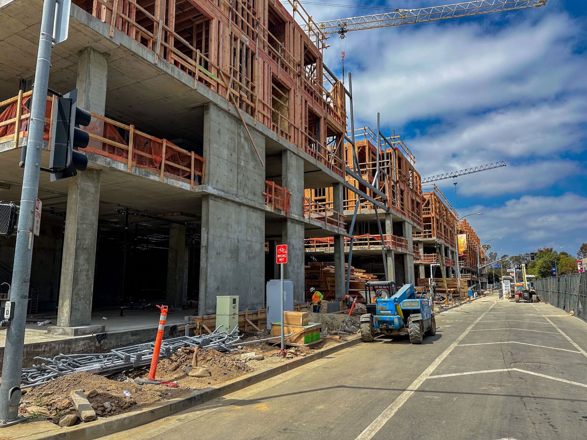 Alexan West End, Long Beach's 600-unit residential project, continues ...