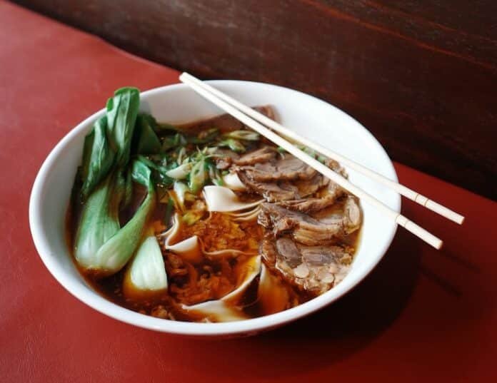 midnight oil beef noodle soup