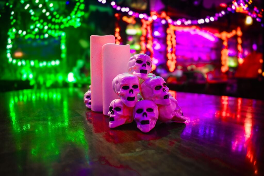 ordinarie black lagoon long beach halloween