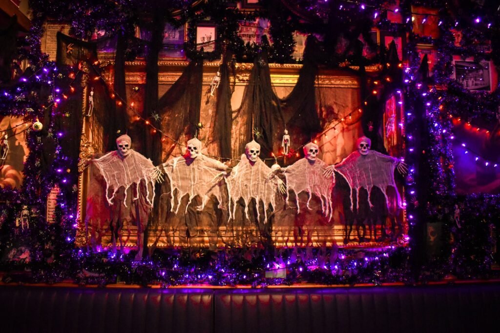 ordinarie black lagoon long beach halloween