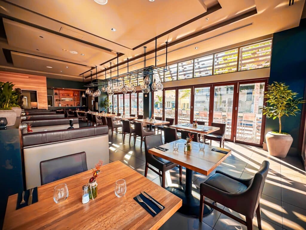 salt & grove downtown long beach courtyard