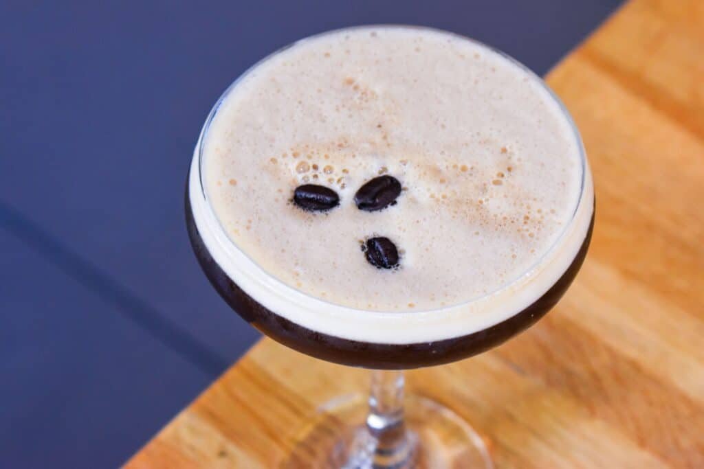 salt & grove downtown long beach courtyard