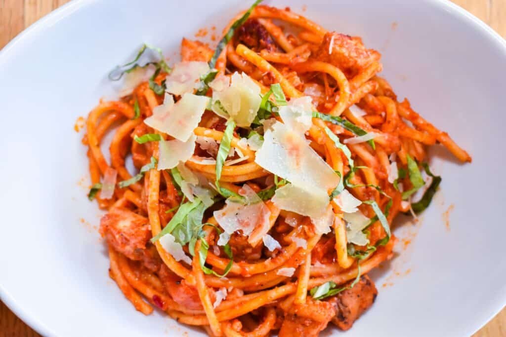 salt & grove downtown long beach courtyard