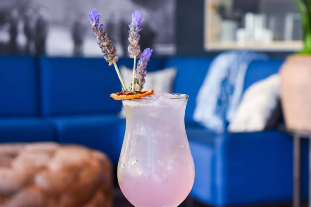 salt & grove downtown long beach courtyard