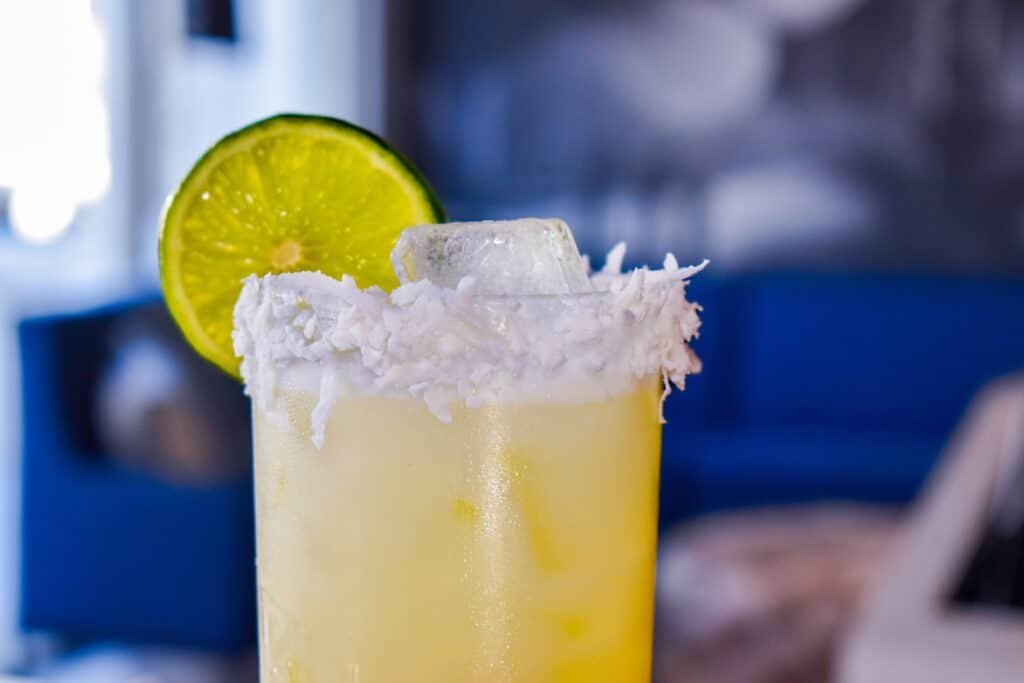 salt & grove downtown long beach courtyard