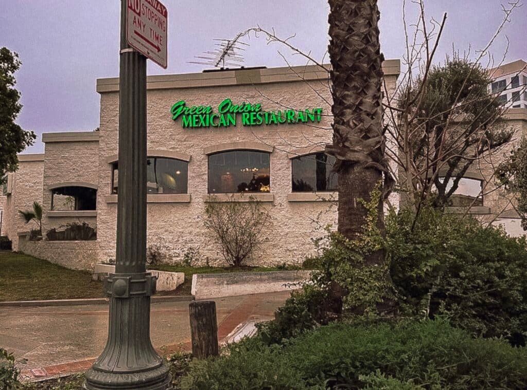 green onion san pedro closed