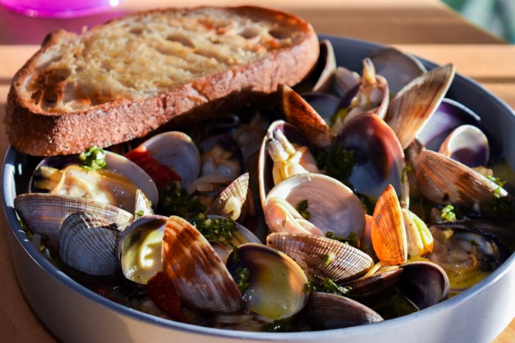 liv's seafood long beach belmont shore