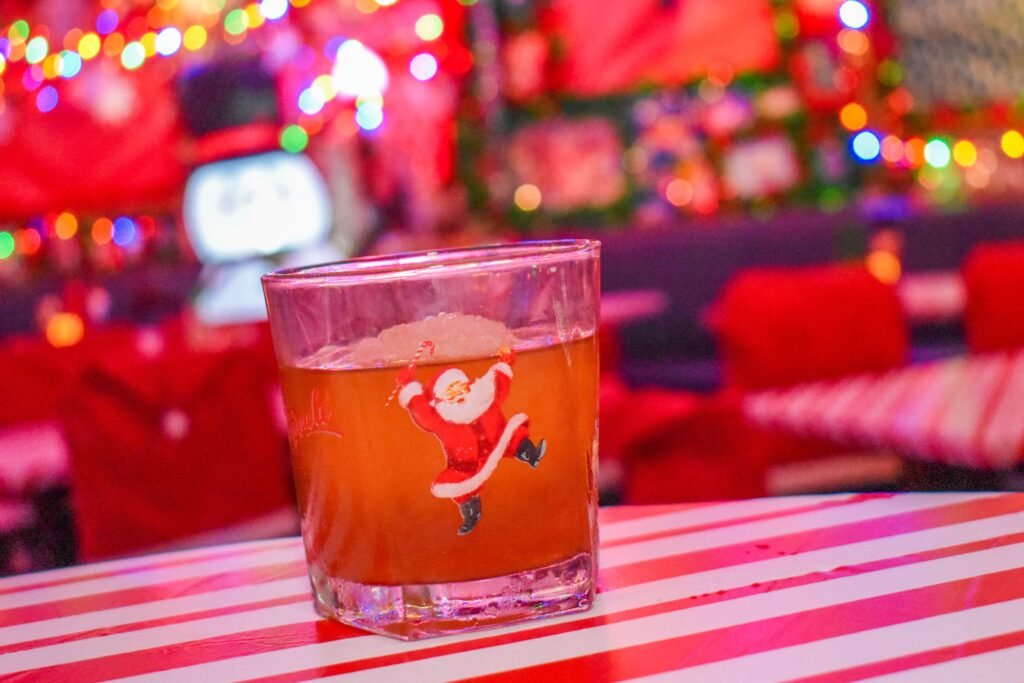 miracle ordinarie Long Beach christmas drinks