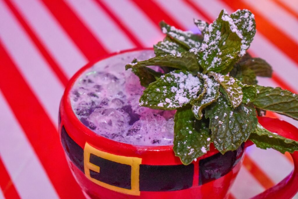 miracle ordinarie Long Beach christmas drinks