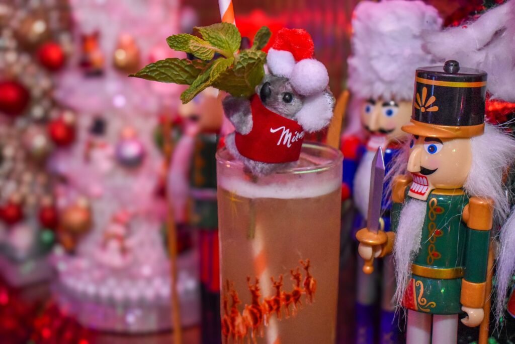 miracle ordinarie Long Beach christmas drinks