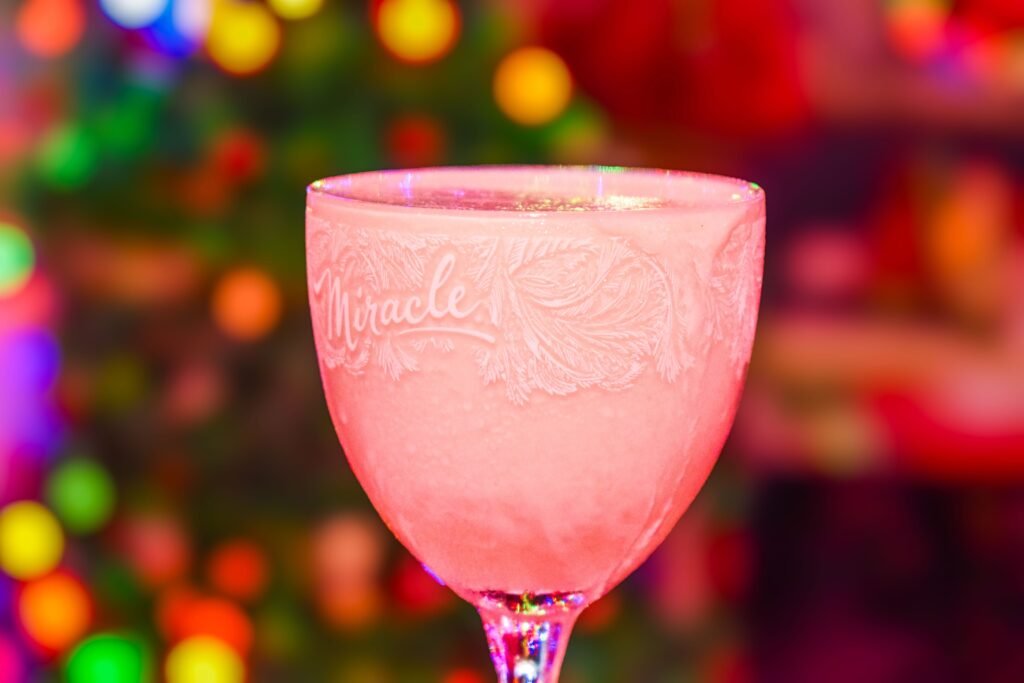 miracle ordinarie Long Beach christmas drinks