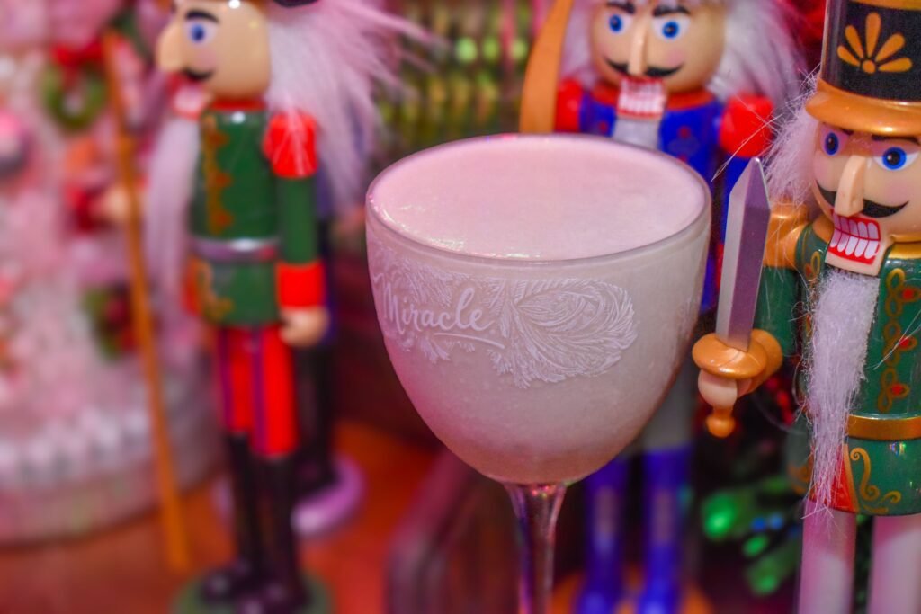 miracle ordinarie Long Beach christmas drinks