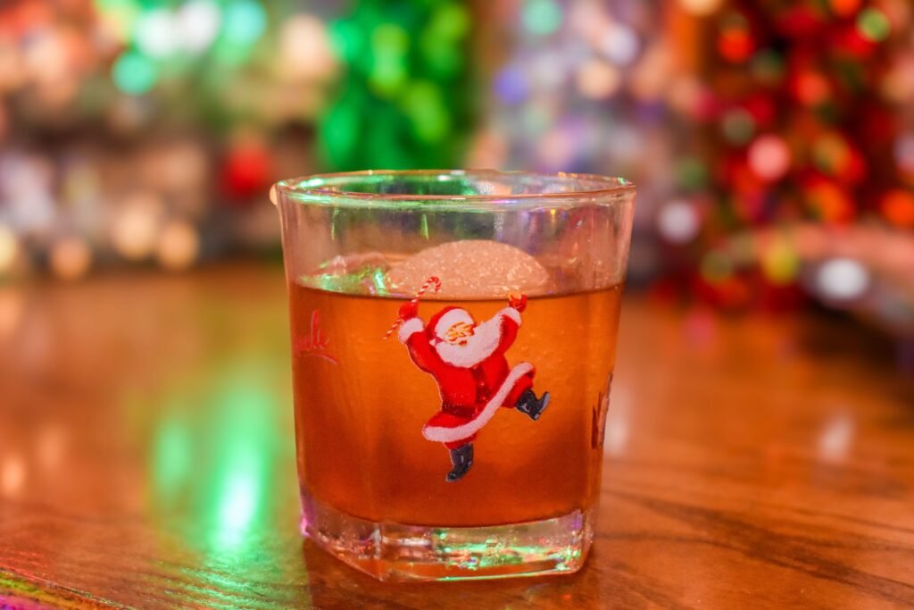 miracle ordinarie Long Beach christmas drinks