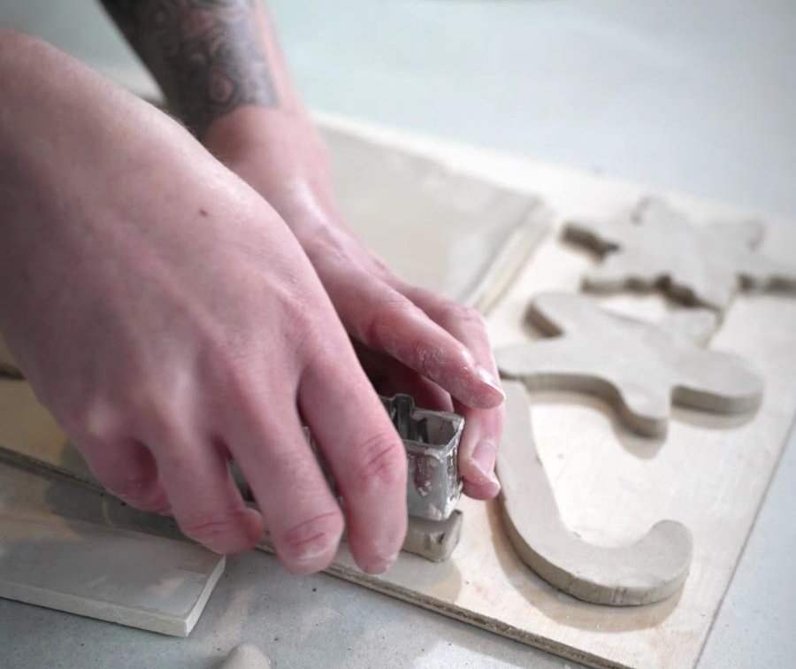 jingle all the clay on first dtlb long beach