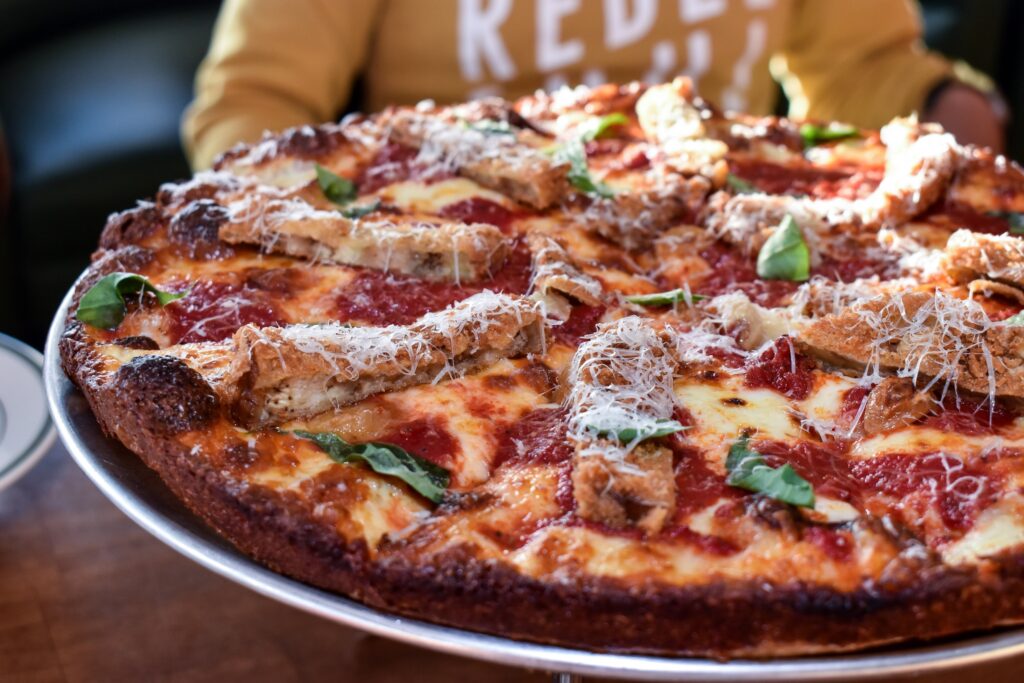 mooney's pizza tavern Long Beach