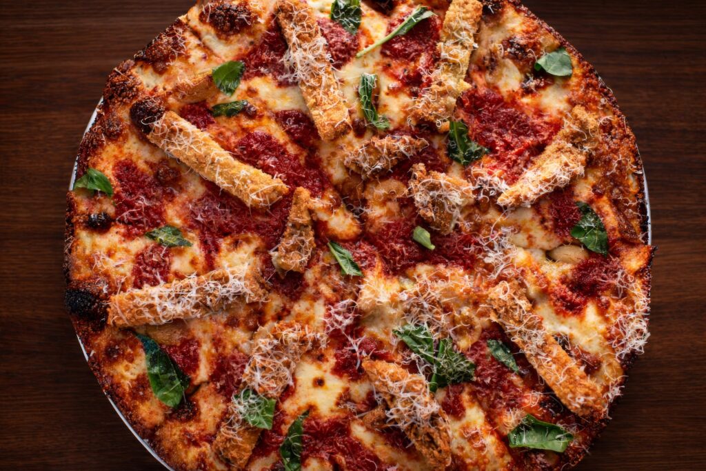 mooney's pizza tavern long beach