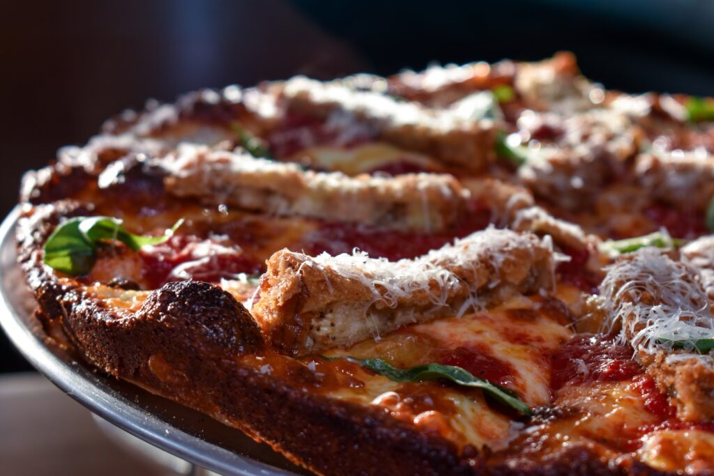 mooney's pizza tavern Long Beach