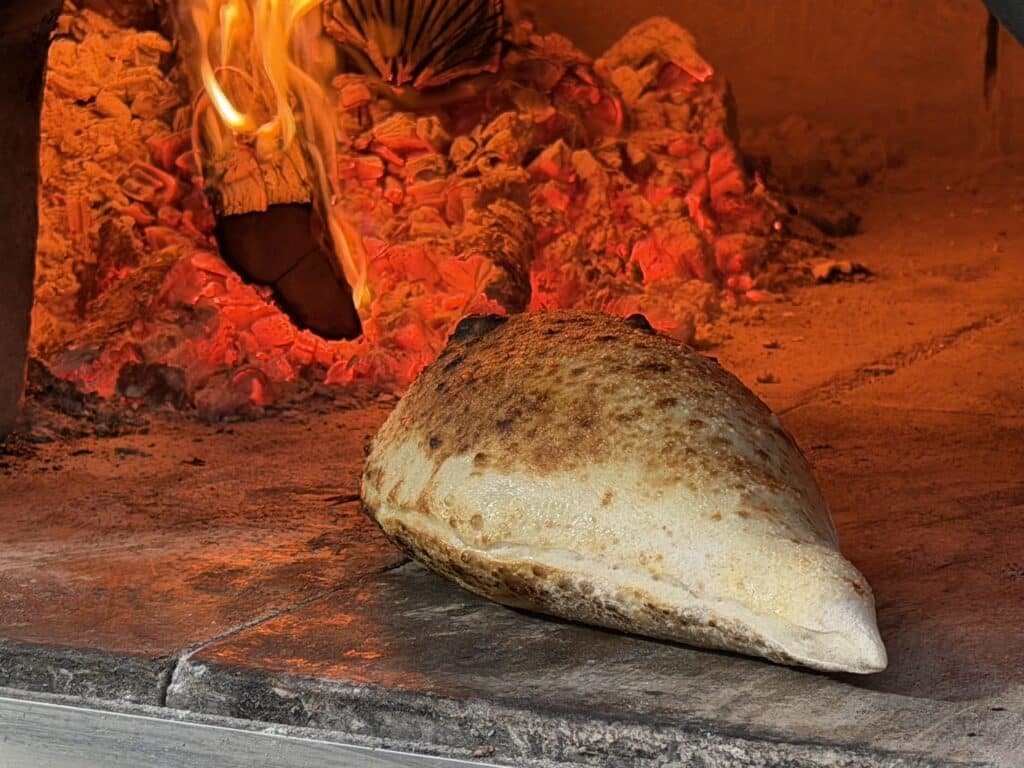 Waldo's Pizza Calzone long beach