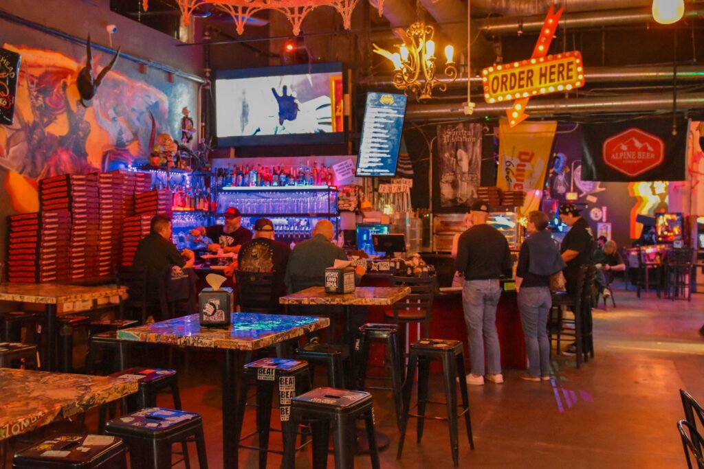 4th horseman long beach full bar