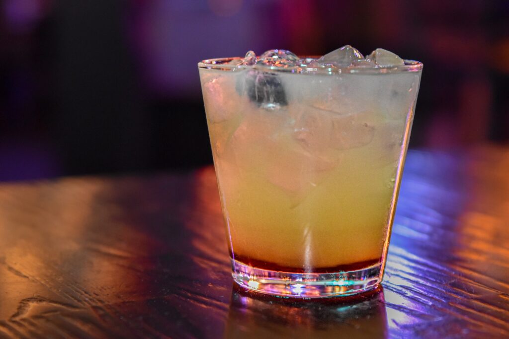 4th horseman long beach full bar