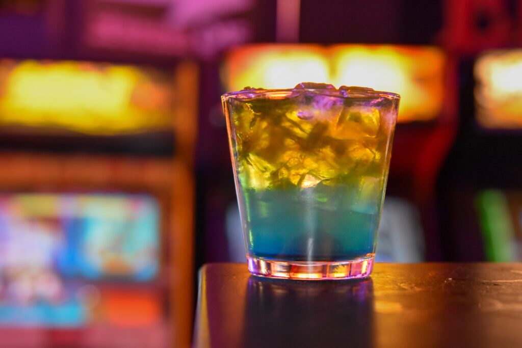 4th horseman long beach full bar