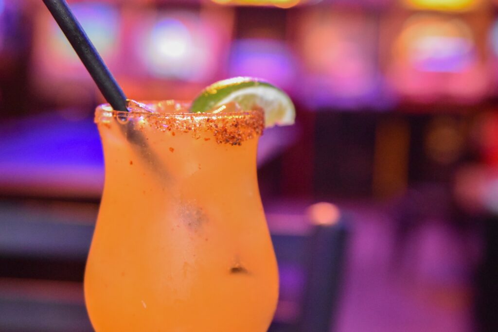 4th horseman long beach full bar