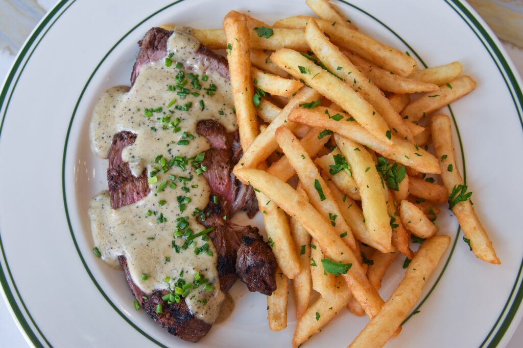 dolores long beach social list 4th street luis navarro