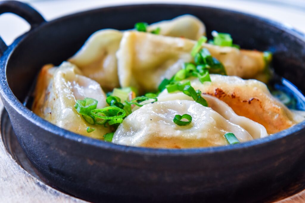 dolores long beach social list 4th street luis navarro