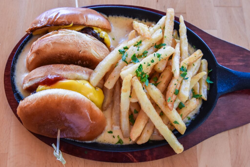 dolores long beach social list 4th street luis navarro