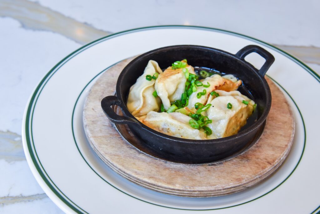 dolores long beach social list 4th street luis navarro