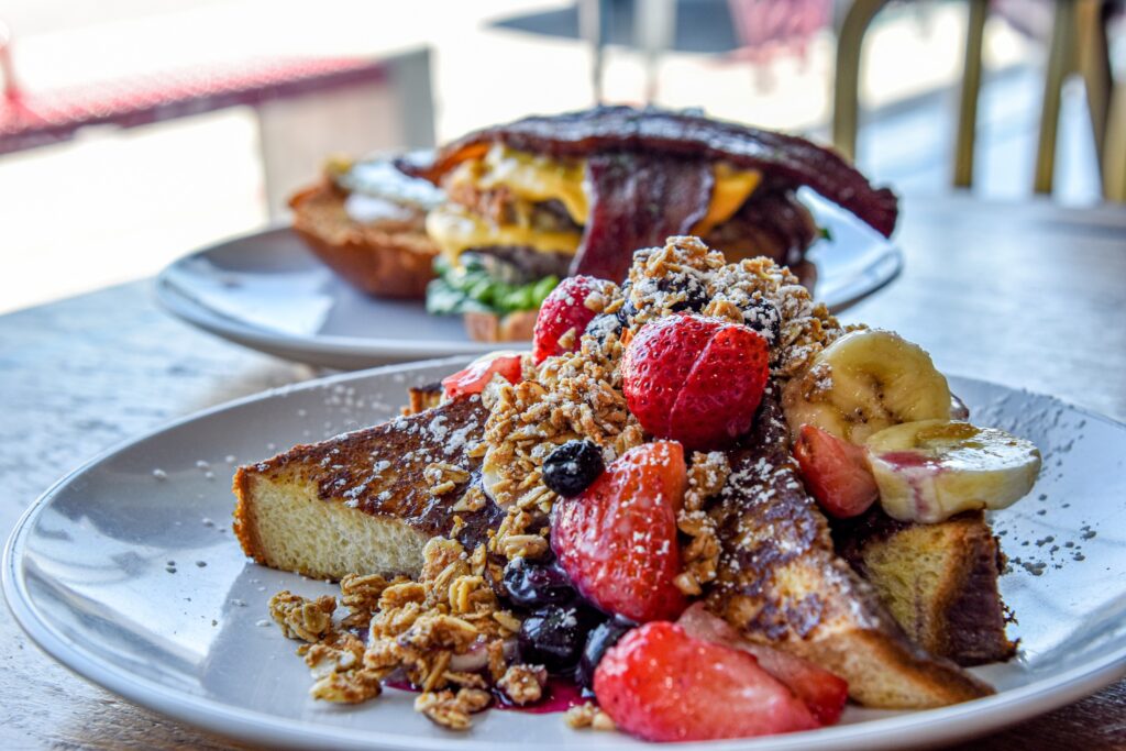 breakfast bar long beach bar becky chef johnathan benvenuti