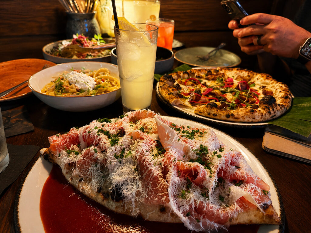waldo's pizza long beach calzone