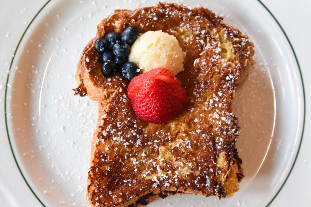 dolores long beach brunch