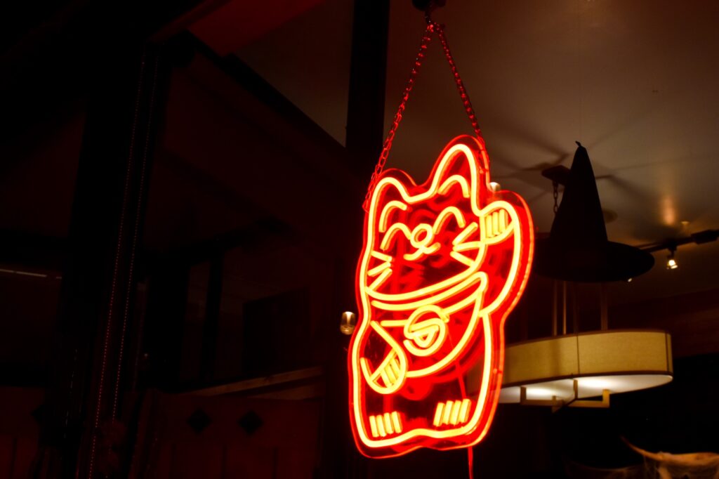 lucky cat long beach three pigs popup residency