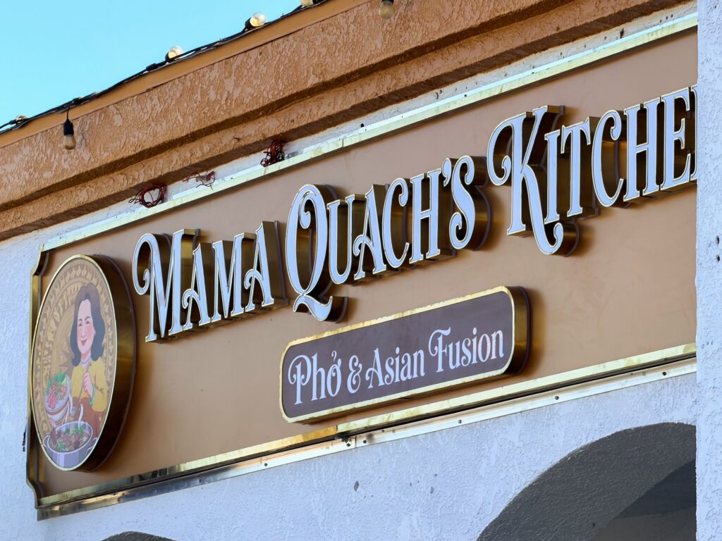 mama quach's kitchen long beach pho