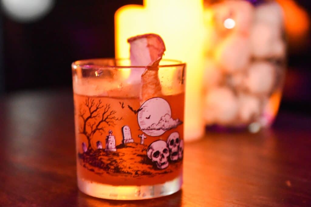 ordinarie haunting halloween popup long beach