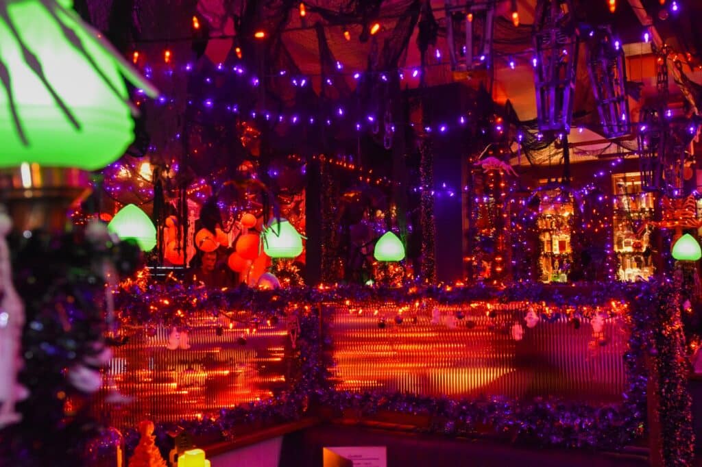 ordinarie haunting halloween popup long beach