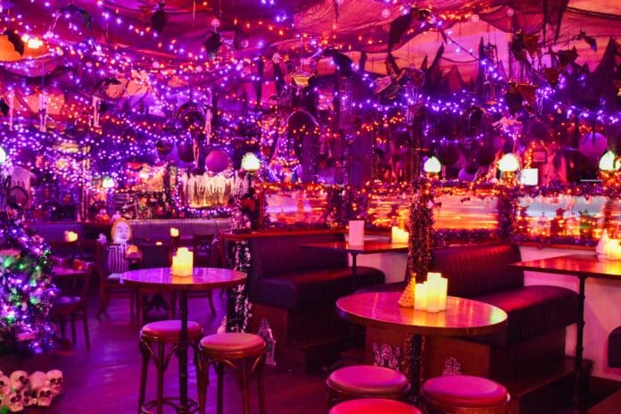ordinarie haunting halloween popup long beach