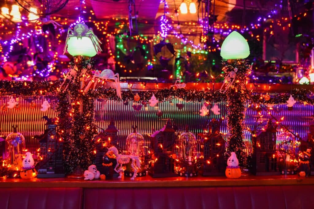 ordinarie haunting halloween popup long beach